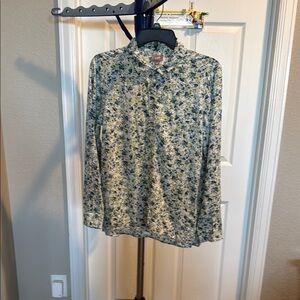 J. Jill Blue and White floral Casual Button Down Shirt. Size Small